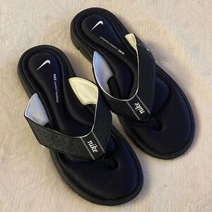 Nike Black and White Sandals